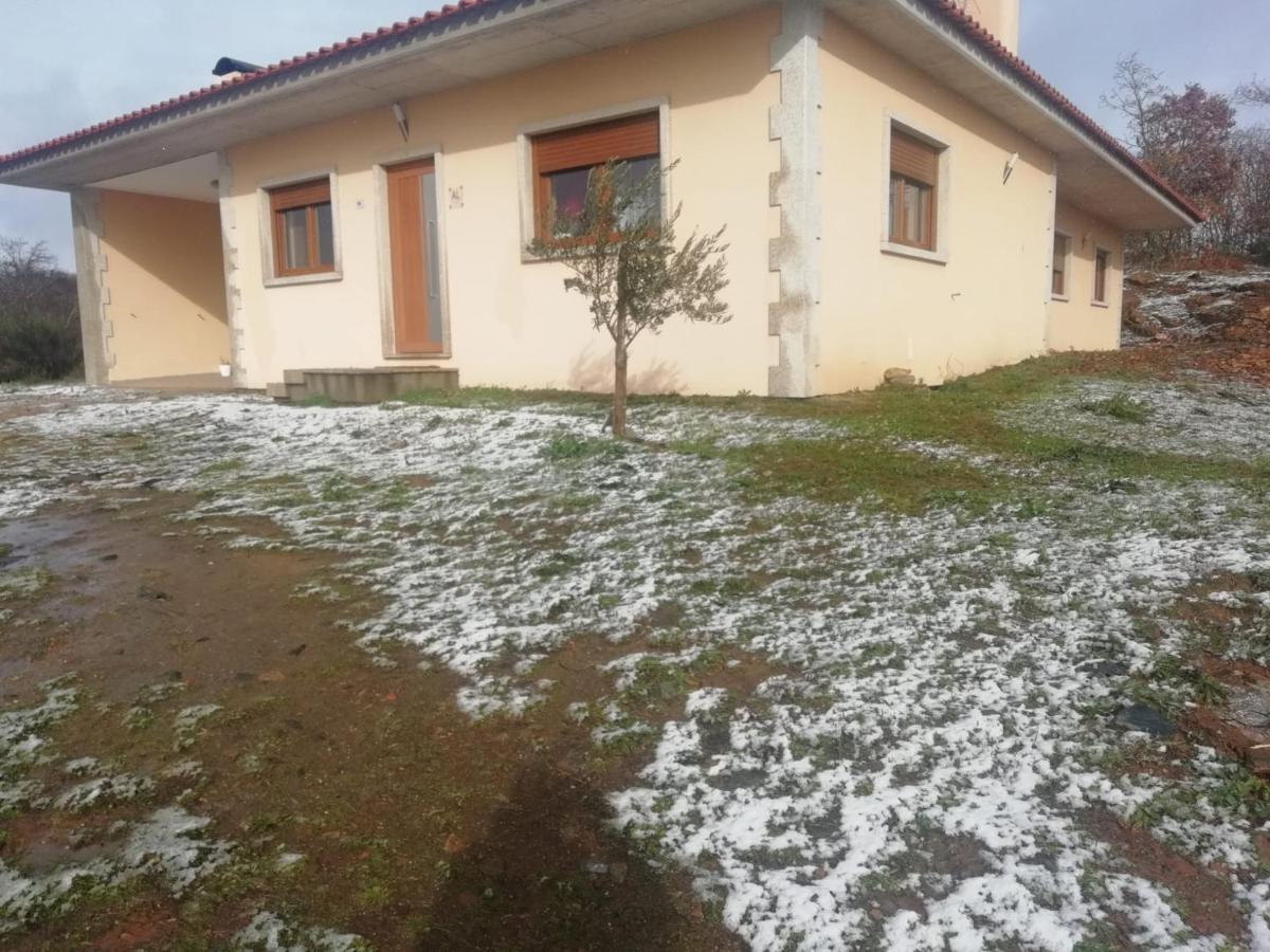 Casa Da Fonte Em Prada, Vinhais Dış mekan fotoğraf
